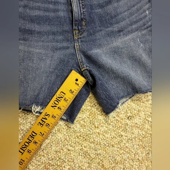 Madewell Cutoff High Rise Denim HIGH RISE Shorts Size 28 EUC - Picture 9 of 11